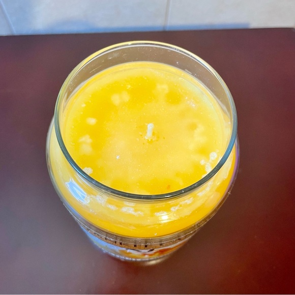 NEW Yankee Candle “Star Fruit & Orange” Large Jar Candle Fruit Citrus 22 oz. - Picture 8 of 8